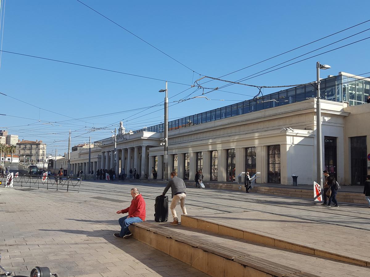Hotel Saint Roch Montpellier Centre Εξωτερικό φωτογραφία